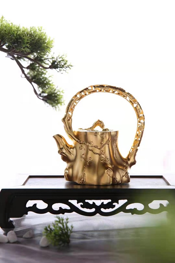 56金属工艺《玲珑如意》方学斌26×9×13（cm）.jpg