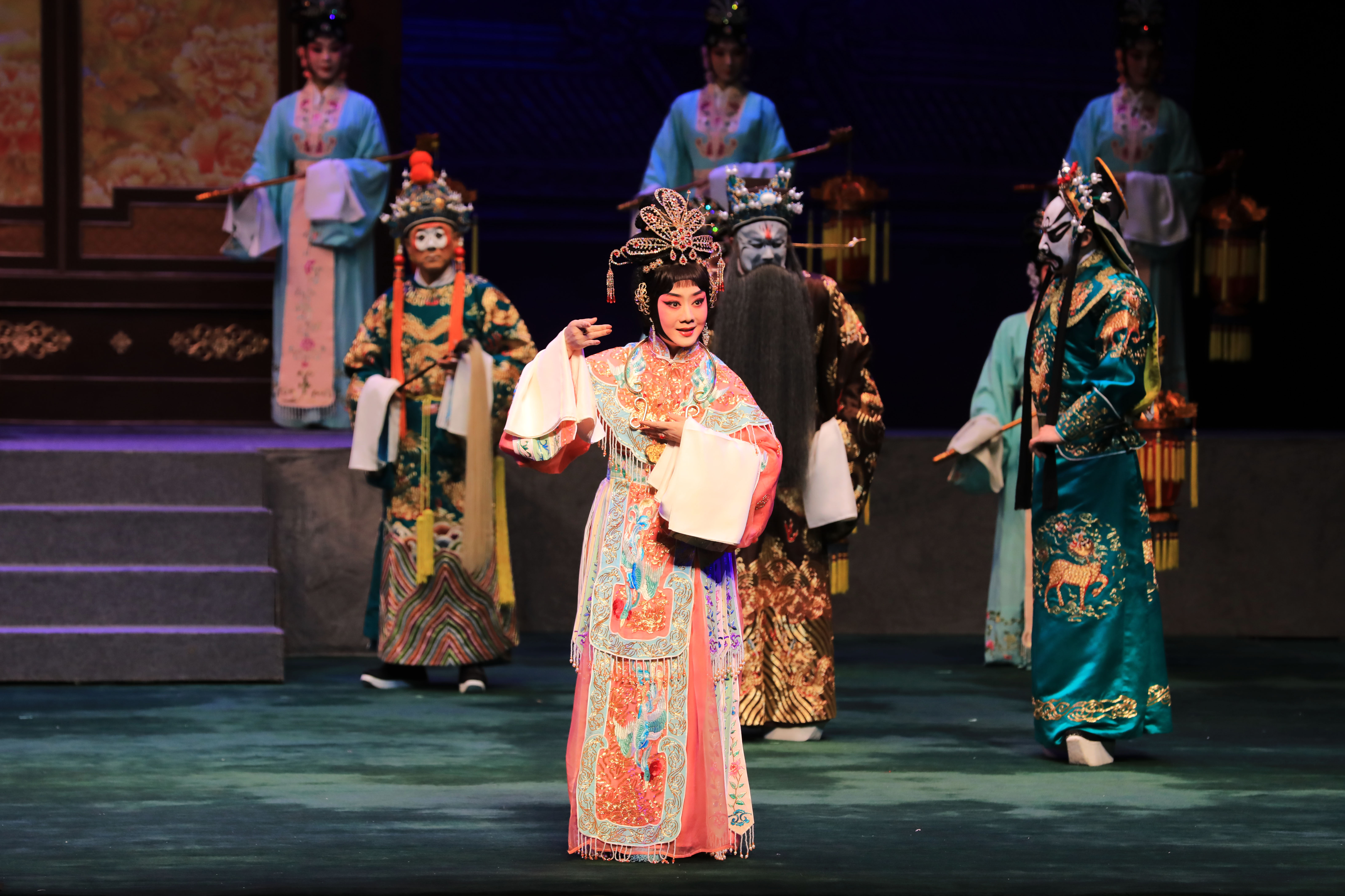 京剧移植粤剧经典于魁智李胜素情动帝女花