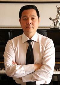 胡春田.jpg
