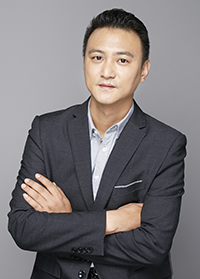 陈春华.jpg