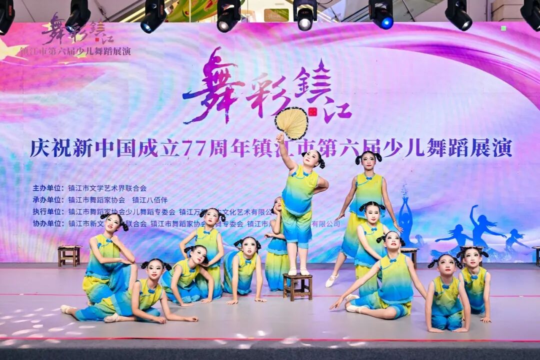 6acc3a0ce4b04496bcde641e.jpg