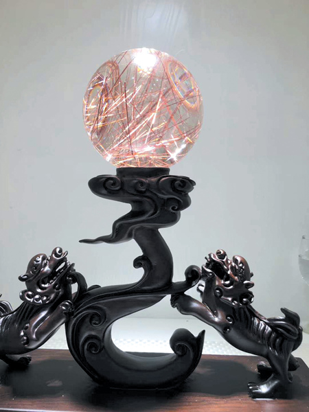 红铜发水晶球.jpg