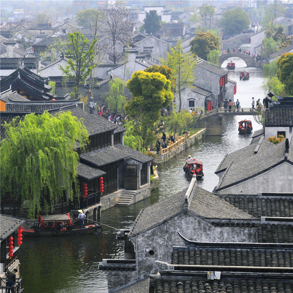 《荡口古镇》顾洁民2014.4.5摄于无锡荡口古镇。荡口古镇，2010年被评为中国历史文化古镇。.jpg