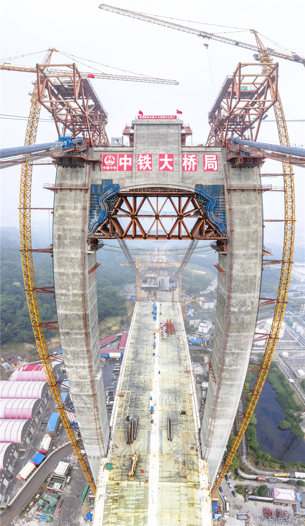 阮忠-五峰山大桥.jpg