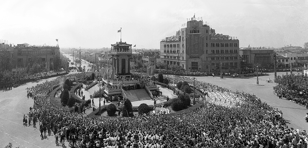 5.1959年，国庆节的南京新街口  晓庄摄.jpg