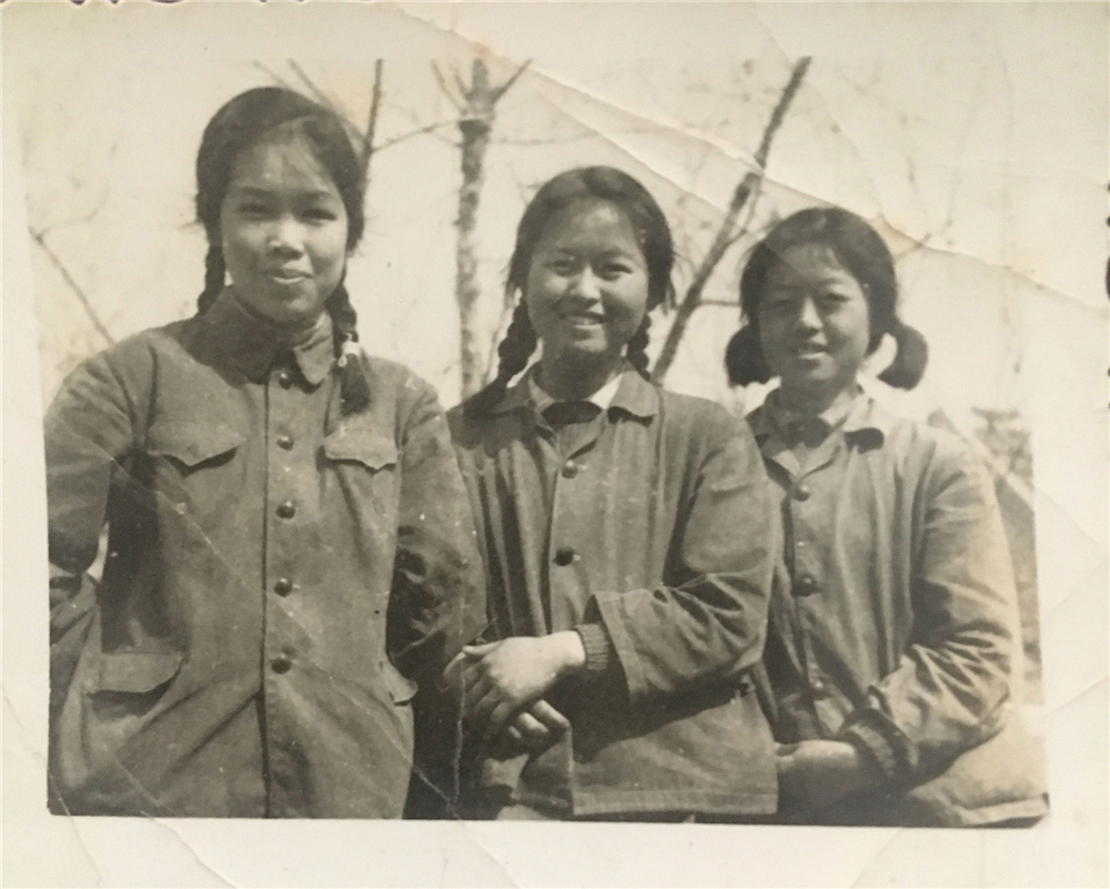 5.1979年的我们-3  杨平供图.jpg