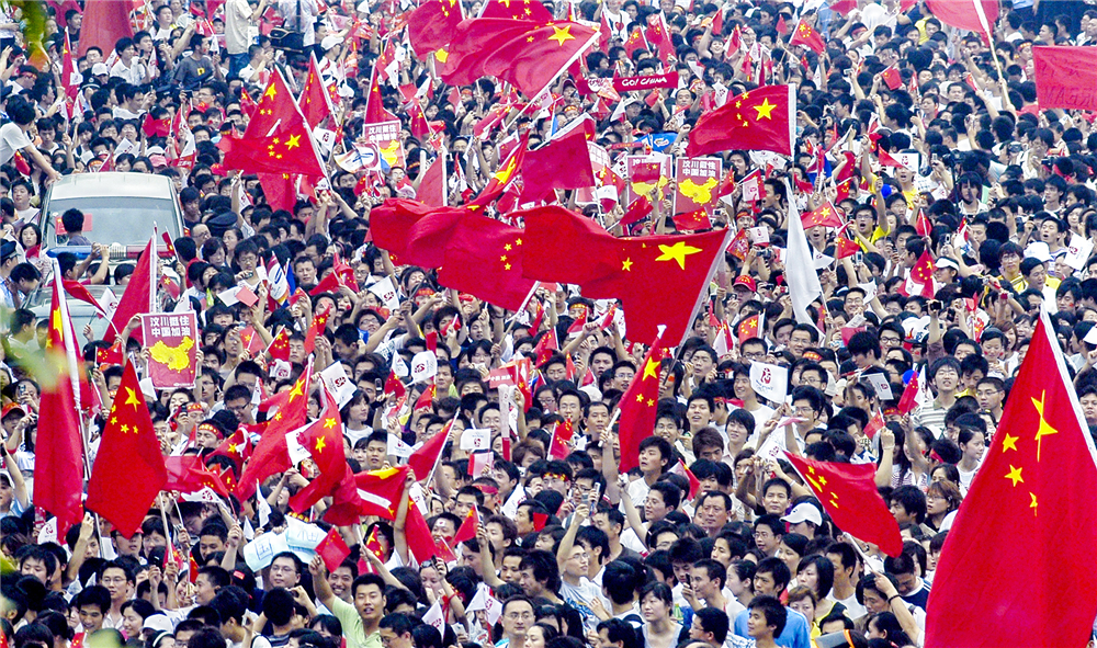 20.为汶川地震灾区祈福活动  孙明 摄于2008年5月27日南京鼓楼广场.jpg